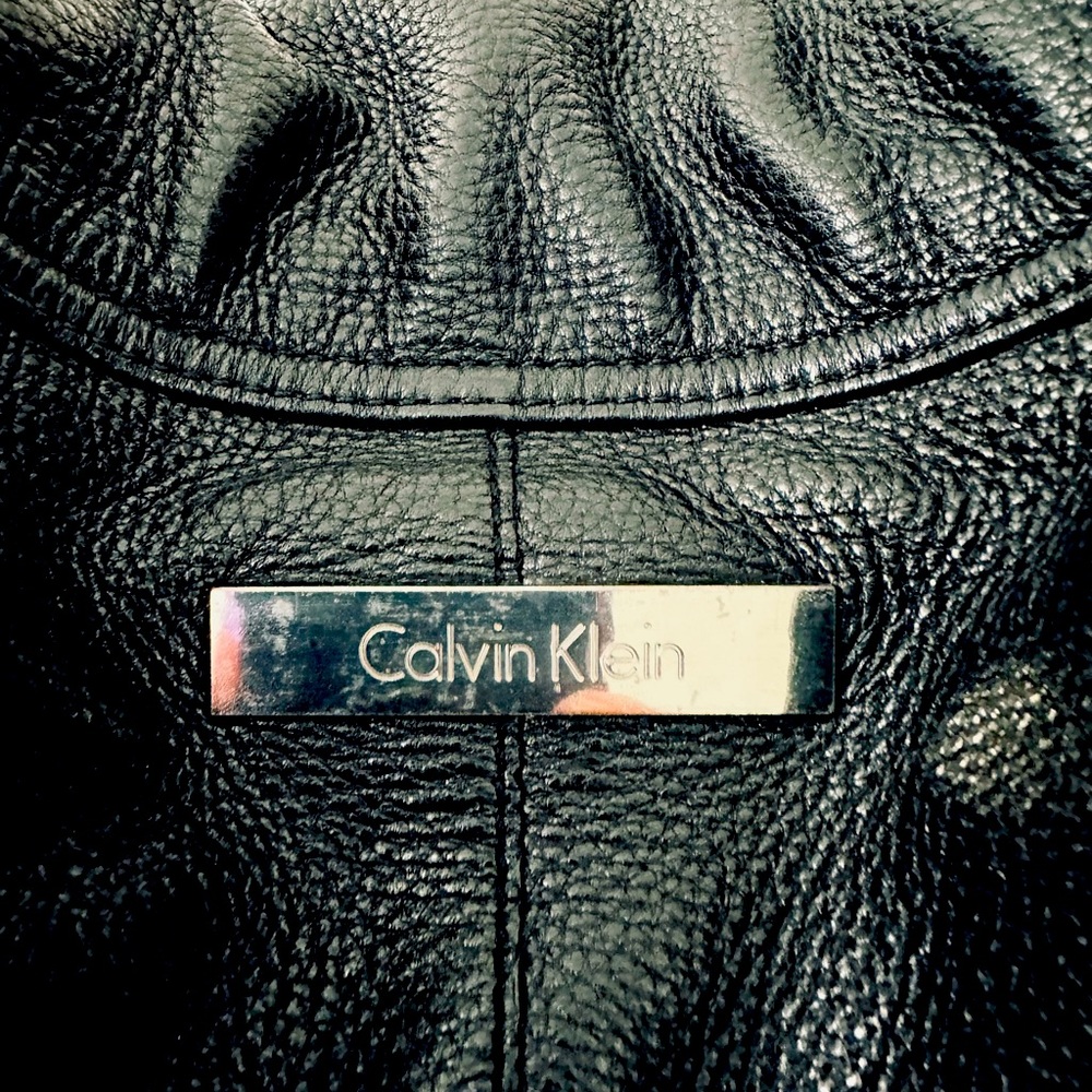 Calvin Klein Slouchy Leather Handbag/Crossbody - Picture 2 of 10
